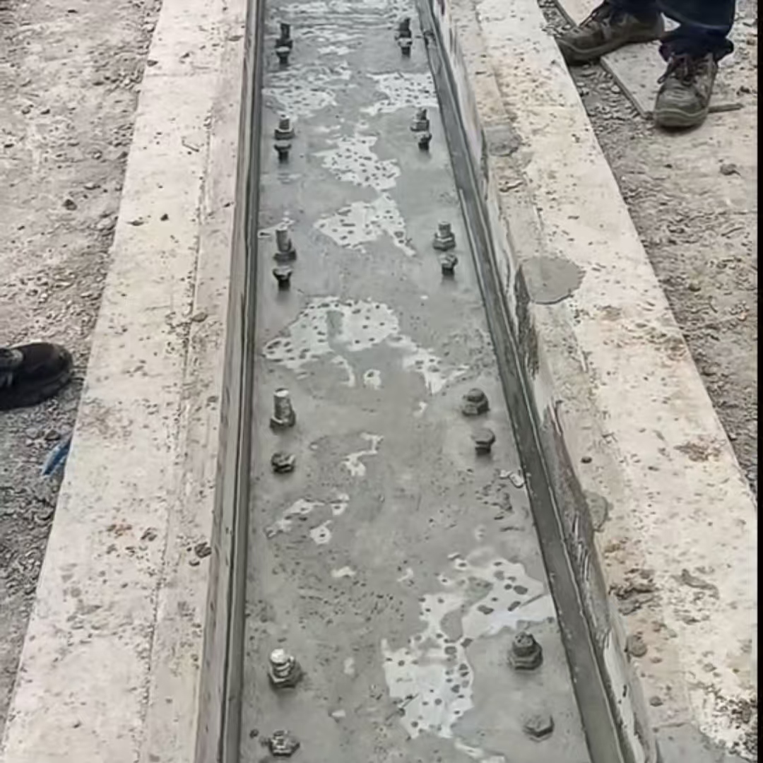 那坡环氧树脂轨道胶泥是什么？用在哪里？